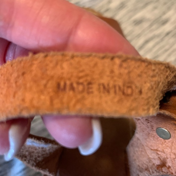 Urban Outfitters Leather Sandals 🌸 - Picture 7 of 9